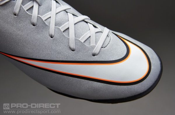 101800 (1) NIKE MERCURIAL VICTORY V CR7 TF 684878-003
