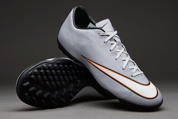 101800 (5) NIKE MERCURIAL VICTORY V CR7 TF 684878-003