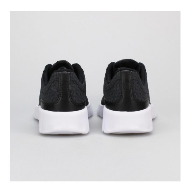 1579176764245 NIKE EXPLORE STRADA CD9017 002