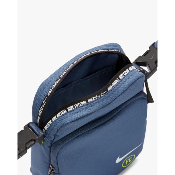 ÇANTË PER MESHKUJ NIKE CN6946 491