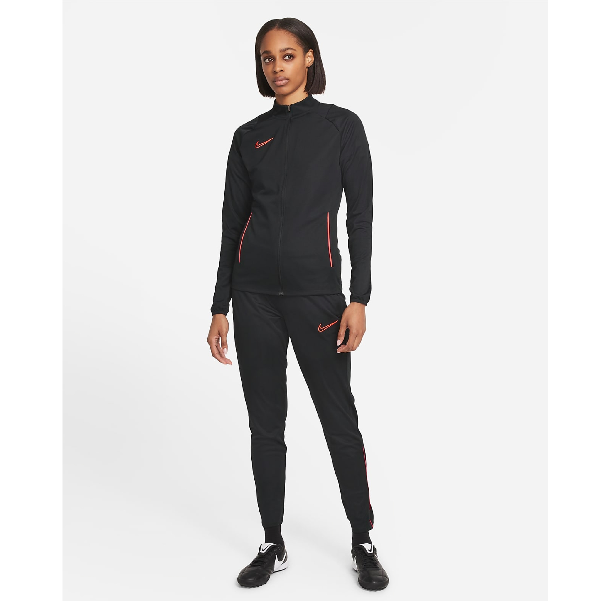 Trenerka Komplet Për Femra NIKE DC2096-015