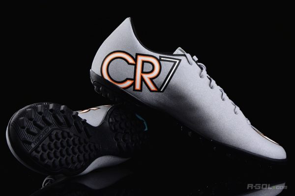 1e0c8fe2fe901abd4472efdf7b4044f8 NIKE MERCURIAL VICTORY V CR7 TF 684878-003