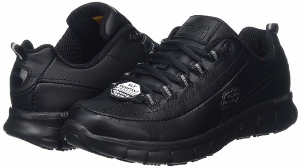 24E68A59-735B-4ED5-AA72-650436674452 SKECHERS 76550EC BLK