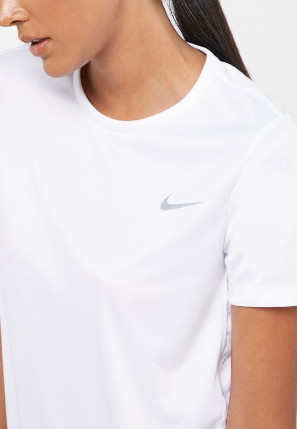 MAICA PER FEMRA NIKE AJ8121 100