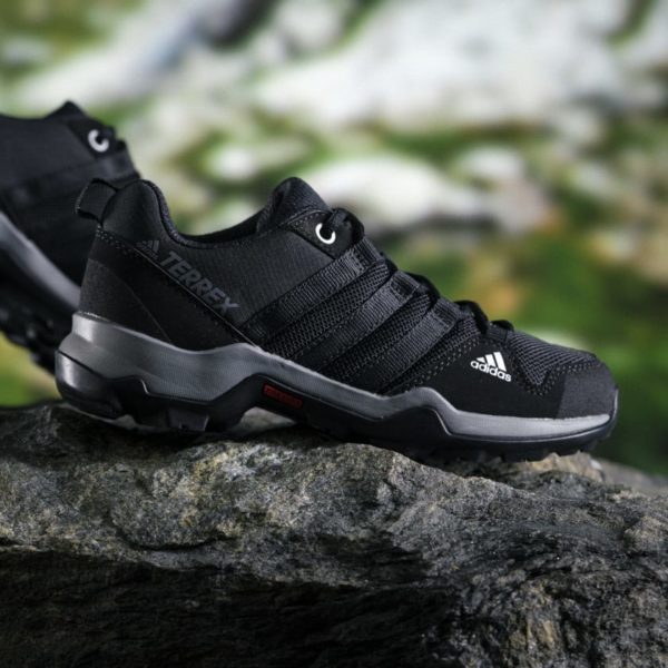 852C2716-910E-4A1D-A561-BC80FD76EEC6 ADIDAS TERREX AX2R K BB1935