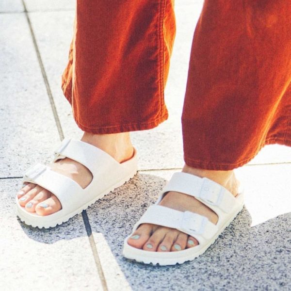 Mehmet Demirkol on Instagram_ _Edhe nje brend i ri_0(JPG)_3 BIRKENSTOCK Për Femra.