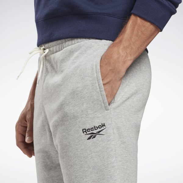 Reebok_Identity_Shorts_Grey_GJ0557_05_detail Shorce Për Meshkuj REEBOK GJ0557