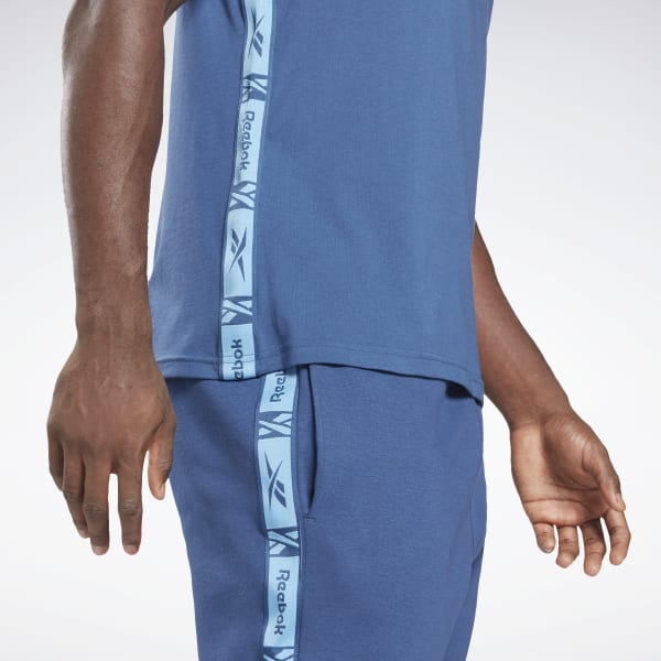 Reebok_Identity_Tape_T-Shirt_Blue_HB2147_06_detail Maicë Për Meshkuj REEBOK HB2147