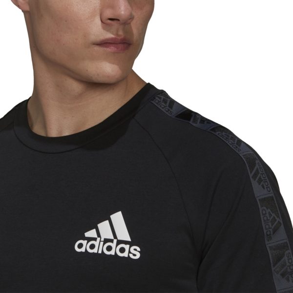 adidas-mens-aeroready-designed-to-move-sport-motion-logo-t-shirt-black-white-gr9677-2-1015769 Maicë Për Meshkuj ADIDAS GR9677