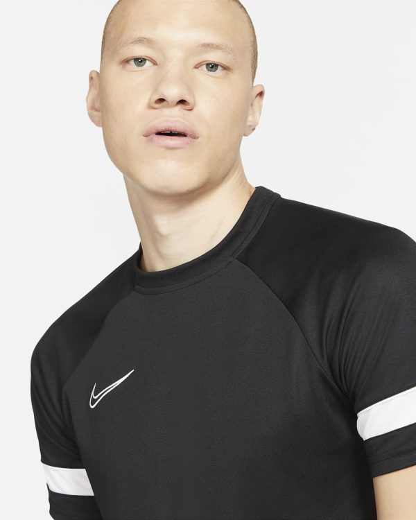 dri-fit-academy-mens-short-sleeve-soccer-top-th5WwB (1) Maicë Për Meshkuj NIKE CW6101-010