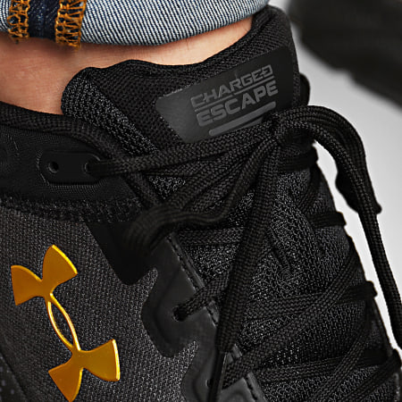 Mbathje UNDER ARMOUR 3024620-001