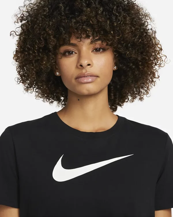 5562e4d6-09bc-4929-8ae3-769dda007406 NIKE Maice FD2884-010