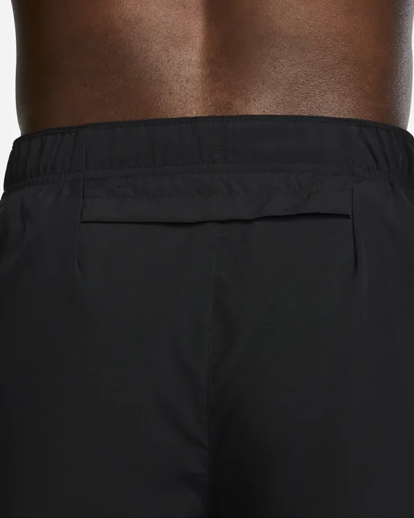 5a1aaf6c-05a1-409d-8321-1bfae01f2b1b NIKE Shorce DV9365-010