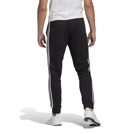 pol_pm_Spodnie-dresowe-meskie-adidas-ESSENTIALS-FRENCH-TERRY-3-STRIPES-czarne-GK8831-10654_6 ADIDAS Trenerka Komplet