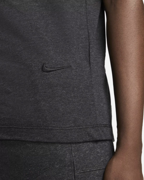 IMG_1183 NIKE Maice DM2386-010