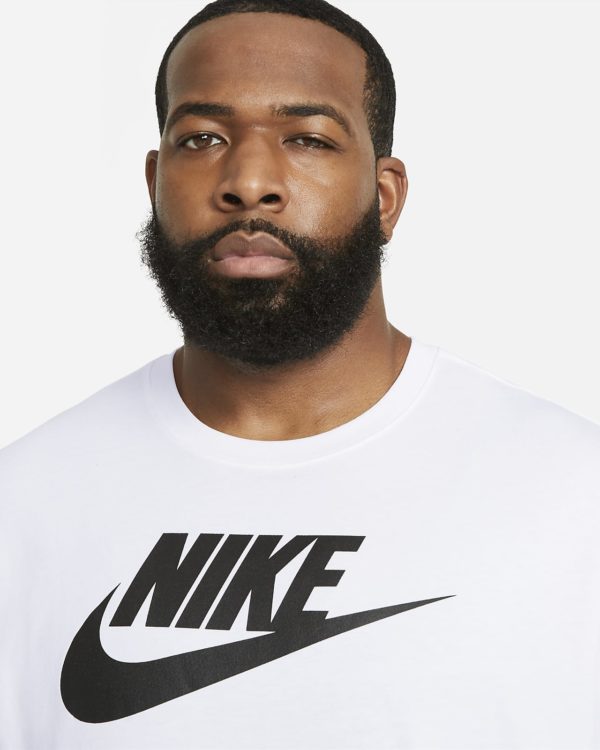 IMG_1324 NIKE Maice AR5004-101