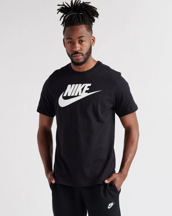 IMG_1326 NIKE Maice AR5004-010