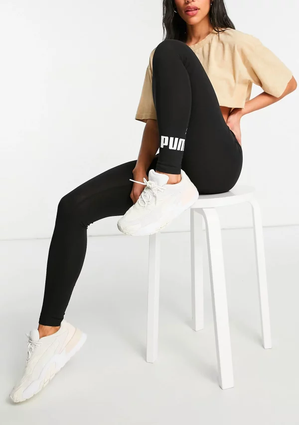 PUMA Hellonka 586832-01