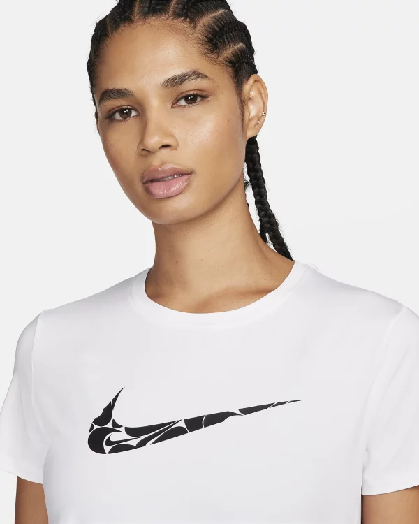one-swoosh-dri-fit-short-sleeve-running-top-9s4L4V (2) NIKE Maice FN2618-100