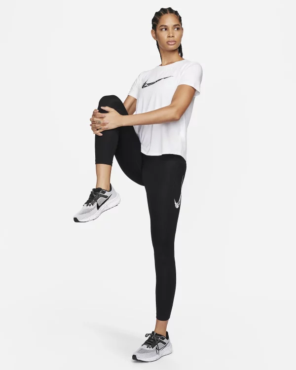 one-swoosh-dri-fit-short-sleeve-running-top-9s4L4V (3) NIKE Maice FN2618-100