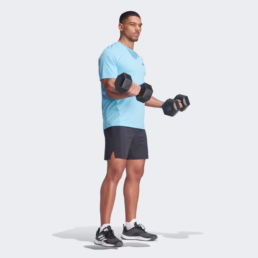 Train_Essentials_Training_Tee_Blue_IT5398_25_model ADIDAS Maice IT5398