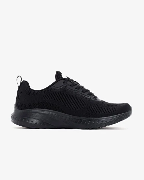 02 SKECHERS BOBS SQUAD CHAOS 118000 BBK