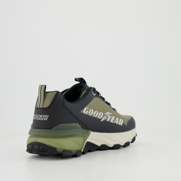 853851_03_2023-08-03_600x600 SKECHERS MAX PROTECT - FAST TRACK 237304-OLBK
