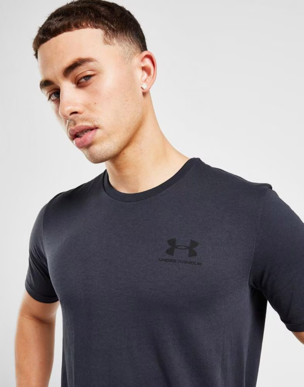 under-armour-sportstyle-left-chest-ss UNDER ARMOUR Maice 1326799-001