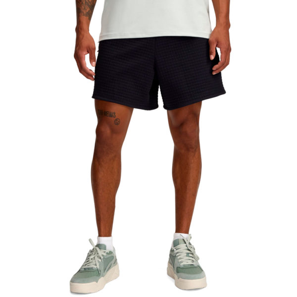 5 UNDER ARMOUR Shorce 1390273-001