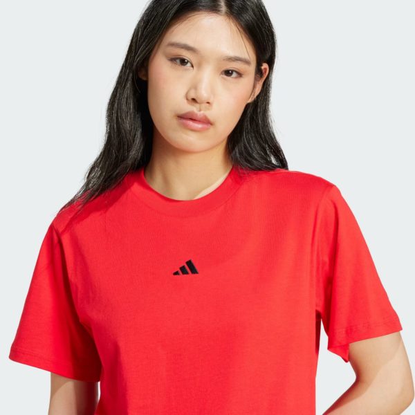 Essentials_Small_Logo_Cotton_Tee_Red_JC5946_41_detail ADIDAS Maice JC5946