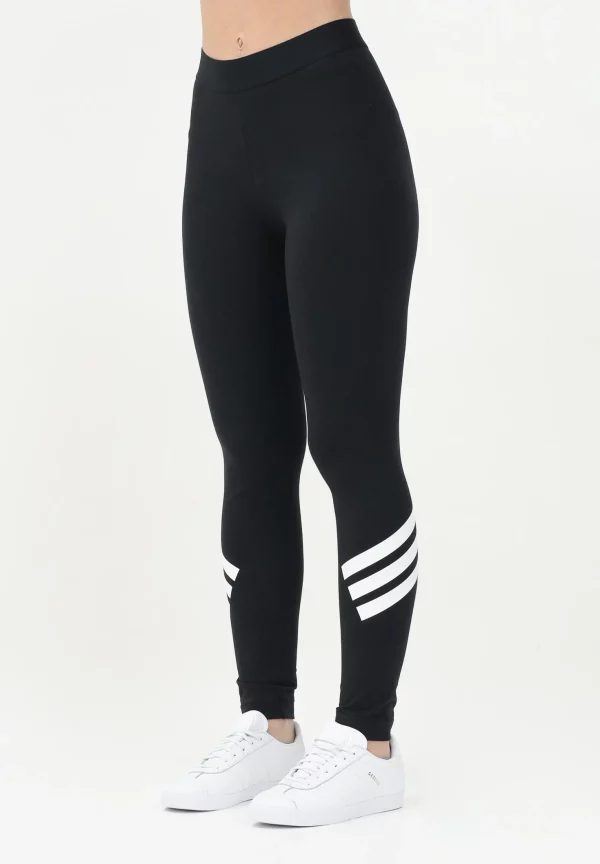 image_fddb9f9d-50c4-4014-8403-9eb9f45d6280 ADIDAS Hellonka JE0215