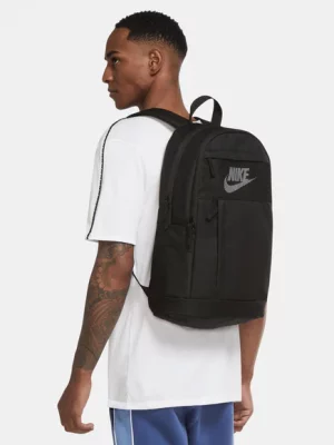 NIKE Qante DD0562-010