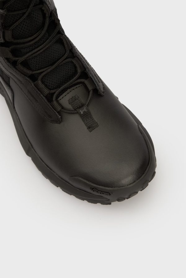 UNDER ARMOUR CHARGED VALSETZ WATERPROOF ZIP 3027679-001