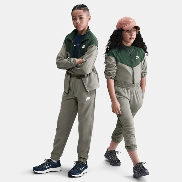 NIKE Trenerka Set HQ9315-320