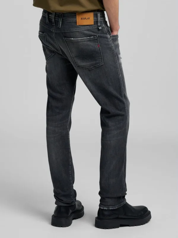 M914Q 000 199 942 097