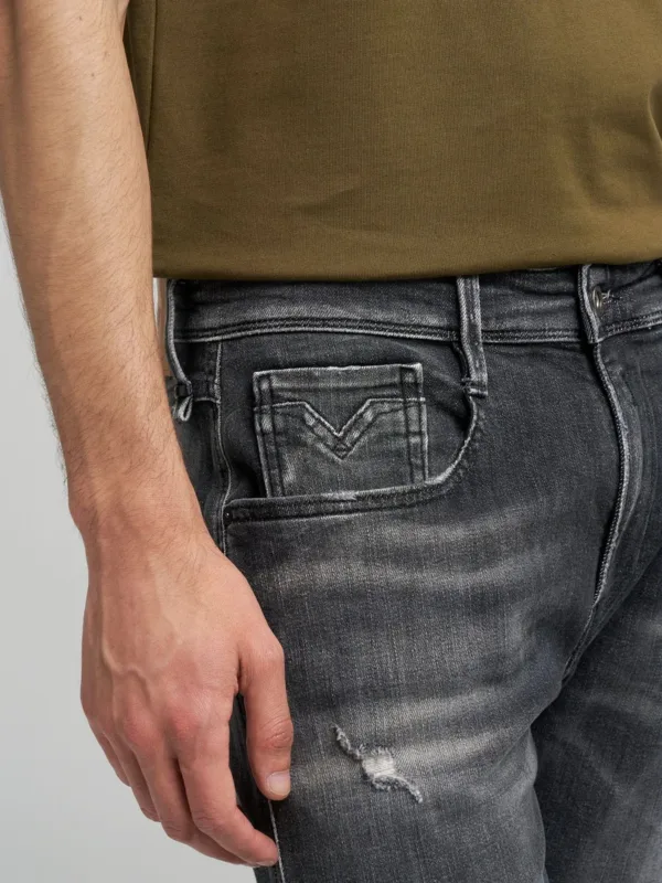 M914Q 000 199 942 097