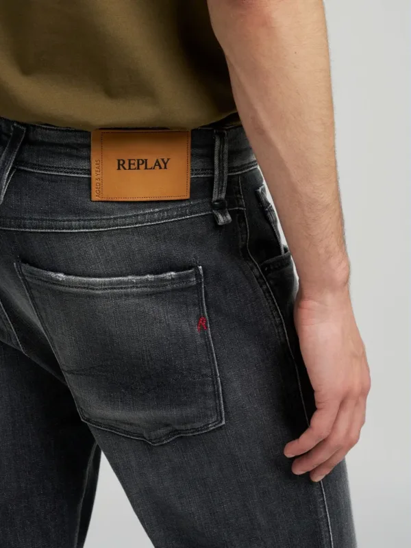 M914Q 000 199 942 097